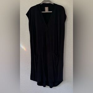 Dolan Black V-neck Dress Med